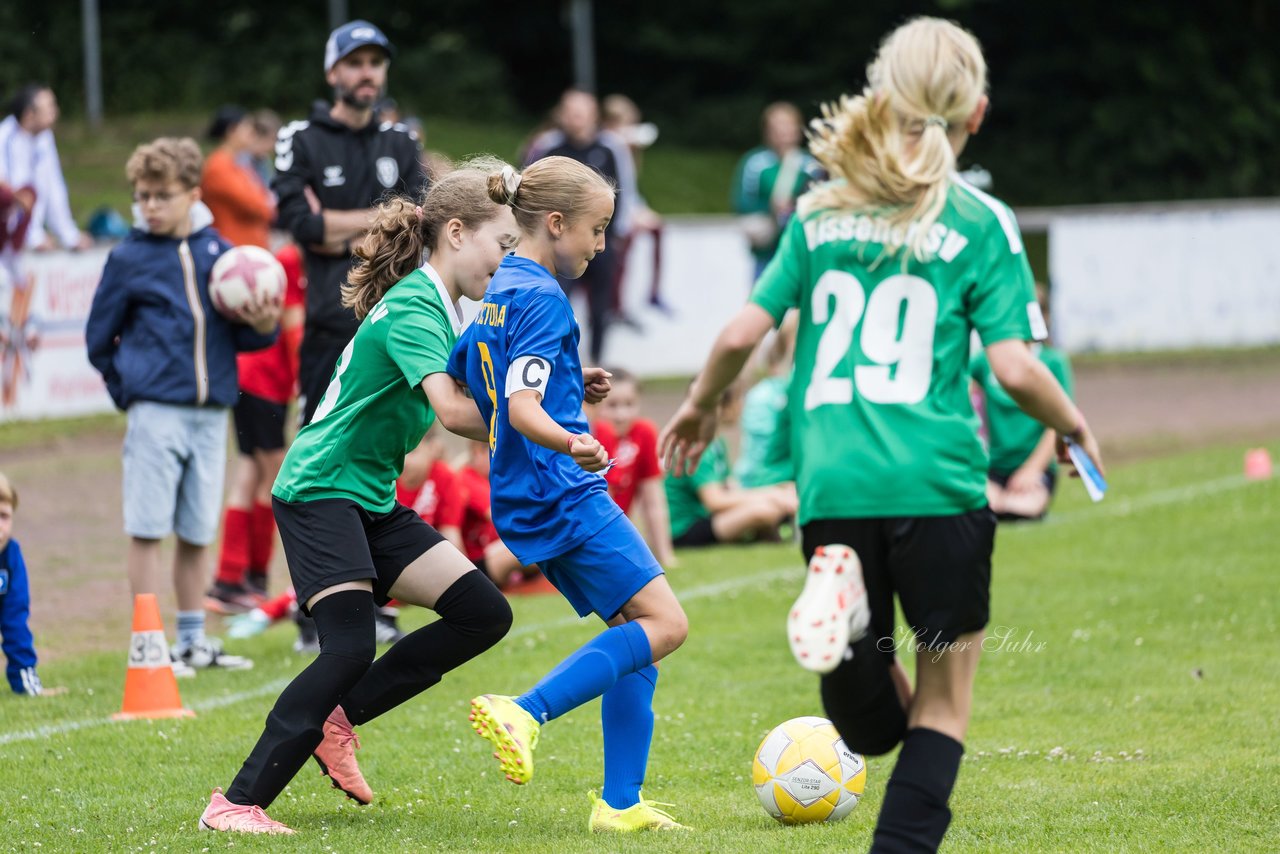 Bild 310 - Loewinnen Cup